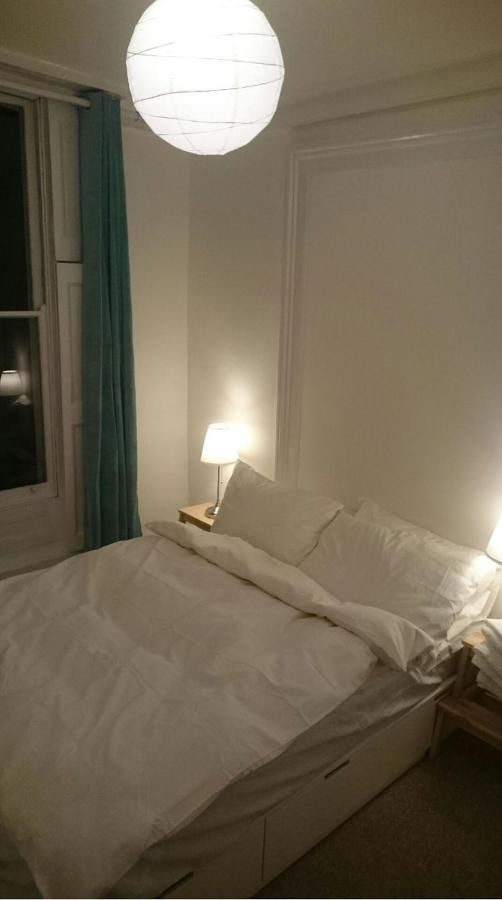 Central London Flat. Georgian Terrace. Bright. Екстер'єр фото