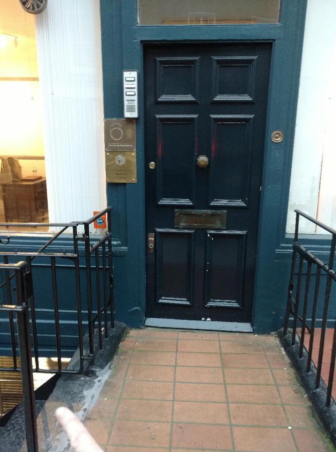 Central London Flat. Georgian Terrace. Bright. Екстер'єр фото