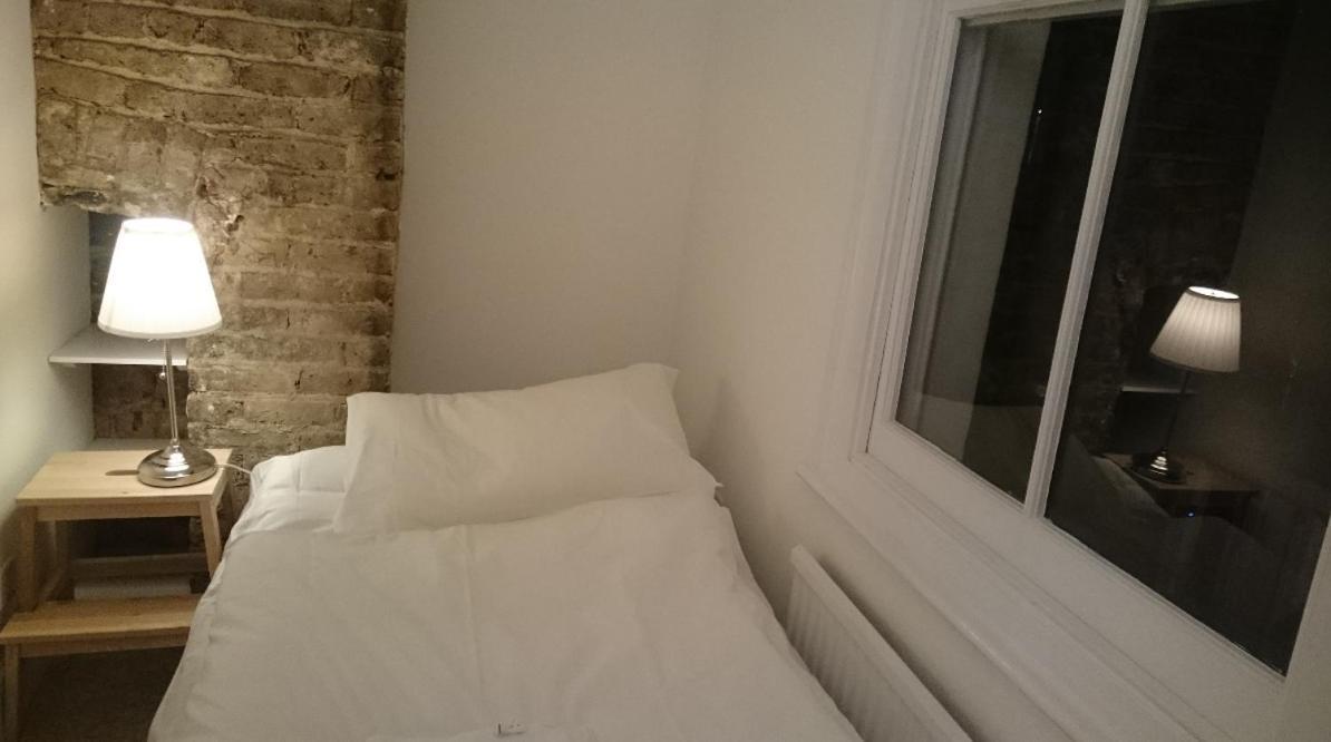Central London Flat. Georgian Terrace. Bright. Екстер'єр фото